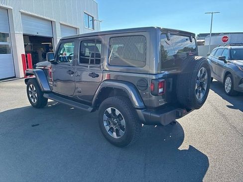 Used 2021 Jeep Wrangler Unlimited Sahara AWD/4WD image 13