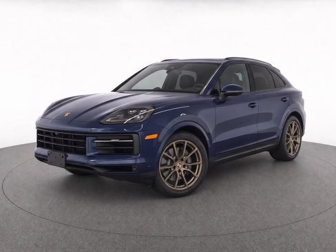 Used 2024 Porsche Cayenne Coupe AWD/4WD image 7