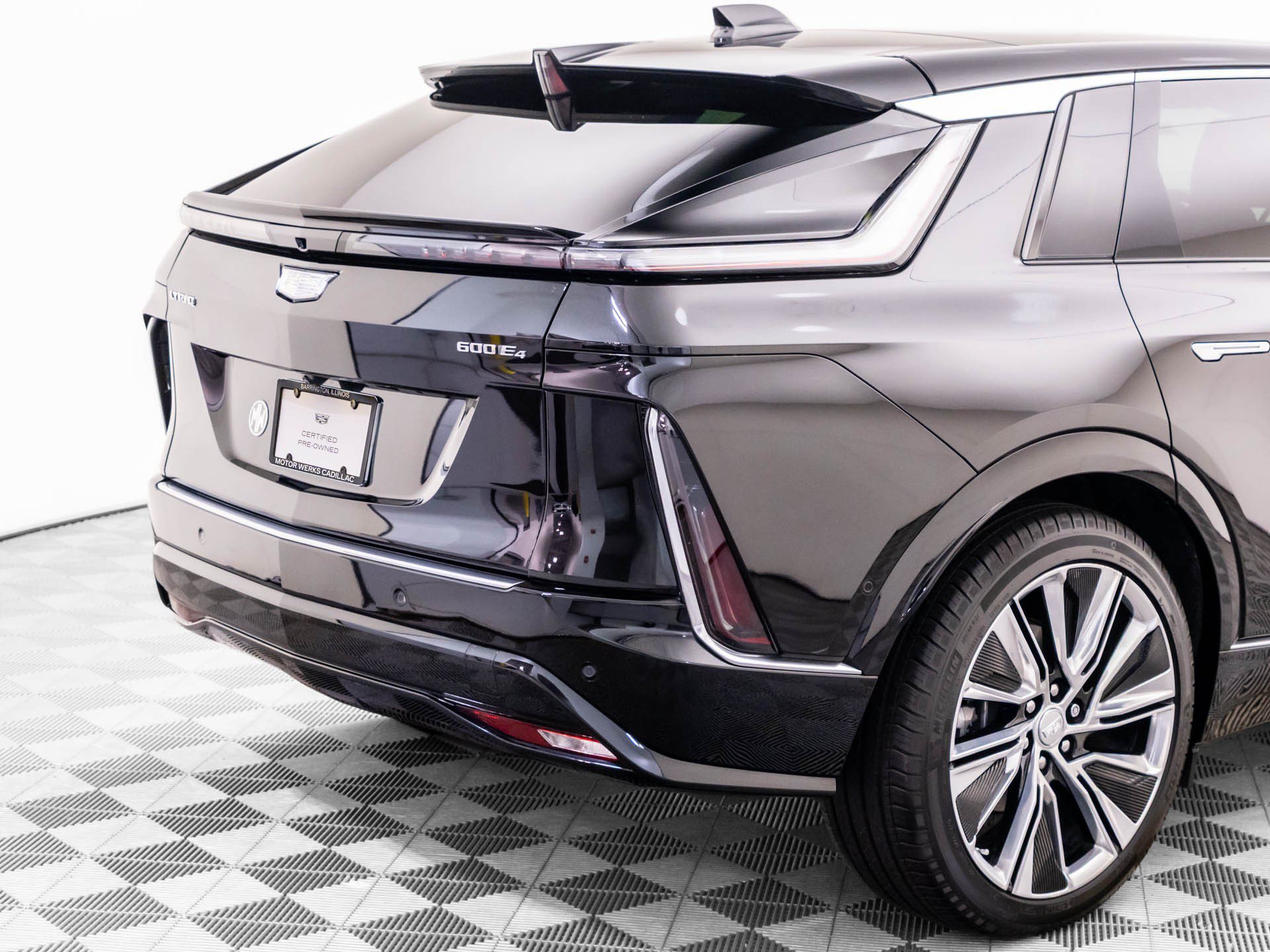 Used 2025 Cadillac Lyriq Luxury w/ Nappa Leather Package AWD/4WD image 32