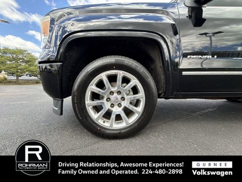 Used 2015 GMC Sierra 1500 Denali w/ Driver Alert Package AWD/4WD image 12