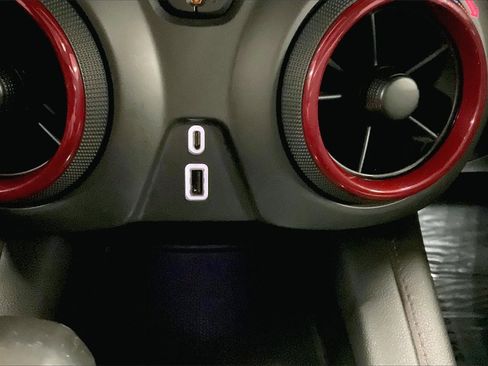 Used 2022 Chevrolet Blazer RS w/ Enhanced Convenience Package image 32