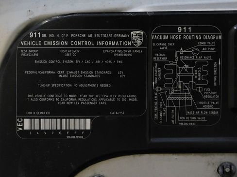 Used 2001 Porsche 911 Carrera 4 image 76