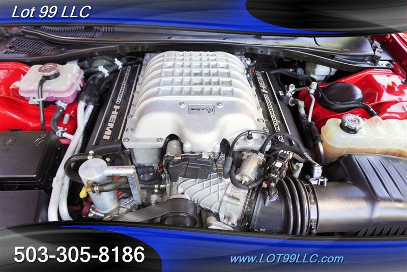 Used 2015 Dodge Challenger SRT Hellcat RWD image 17