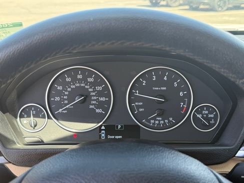 Used 2014 BMW 328i Sedan RWD image 16