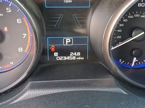 Used 2017 Subaru Legacy 2.5i Limited AWD/4WD image 22