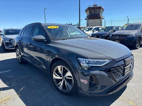 Used 2024 Audi Q8 e-tron Premium AWD/4WD image 2