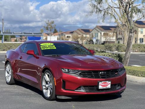 Used 2024 Chevrolet Camaro LT w/ RS Package image 40
