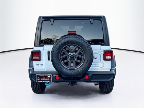 Used 2024 Jeep Wrangler Sport S w/ Convenience Group image 6