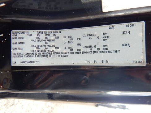 Used 2010 Chevrolet Express 3500 Extended RWD image 21