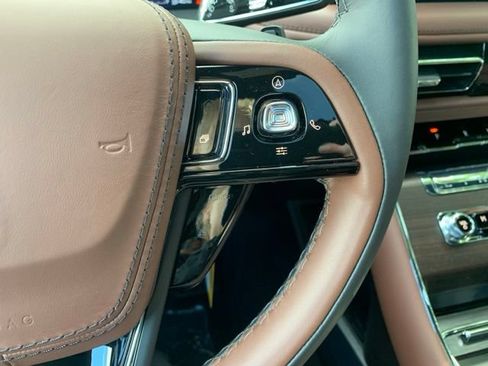 New 2026 Lincoln Aviator Reserve AWD/4WD image 25