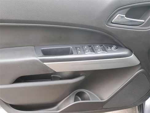 Used 2018 Chevrolet Colorado LT w/ LT Convenience Package image 20