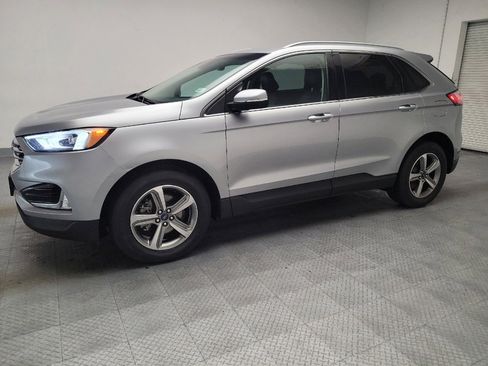Used 2020 Ford Edge SEL w/ Convenience Package FWD image 2