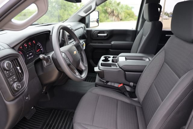 New 2026 Chevrolet Silverado 2500 Custom w/ Custom Value Package AWD/4WD image 12