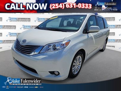 Used 2017 Toyota Sienna XLE w/ XLE Navigation Package