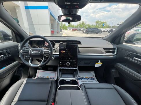 New 2026 GMC Terrain Elevation w/ Elevation Premium Package FWD image 2