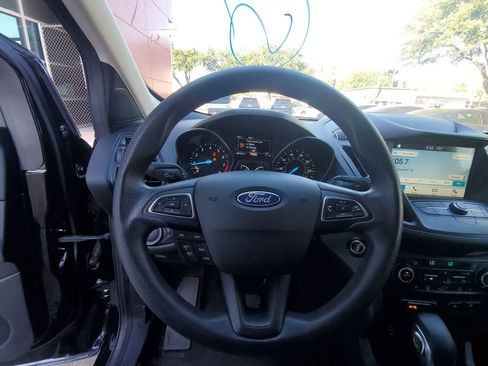 Used 2019 Ford Escape SE AWD/4WD image 14
