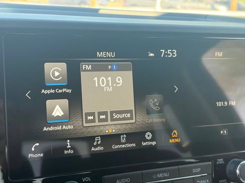 Certified 2025 Nissan Frontier SV RWD image 23