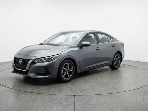 Used 2025 Nissan Sentra SV FWD image 3