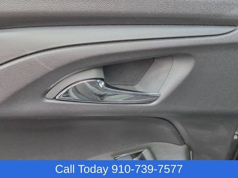 Used 2023 Chevrolet TrailBlazer LT FWD image 28