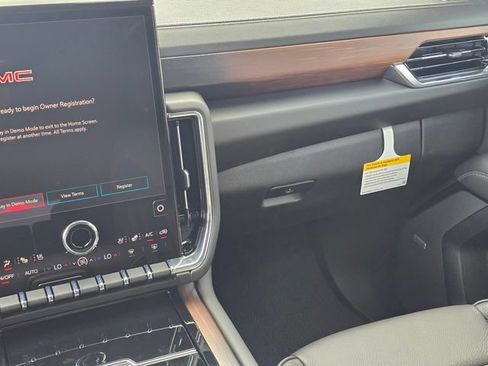 New 2026 GMC Yukon XL Denali RWD image 17