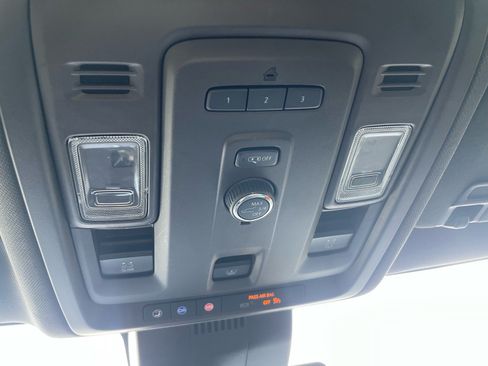 Used 2023 Chevrolet Tahoe LT RWD image 13