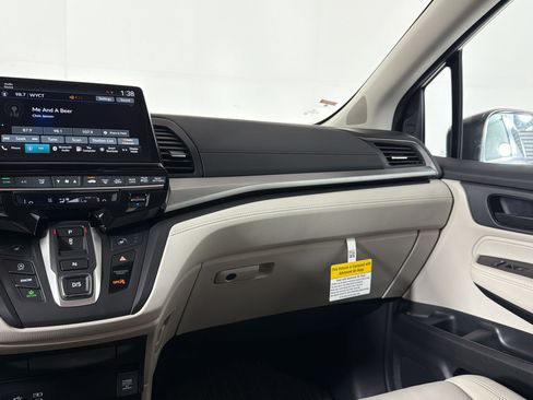 New 2026 Honda Odyssey EX-L image 28