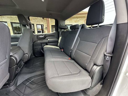 Used 2020 Chevrolet Silverado 1500 LT w/ LT Value Package AWD/4WD image 7