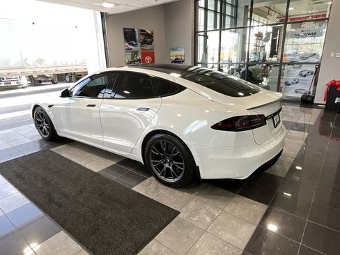 Used 2022 Tesla Model S Plaid image 5