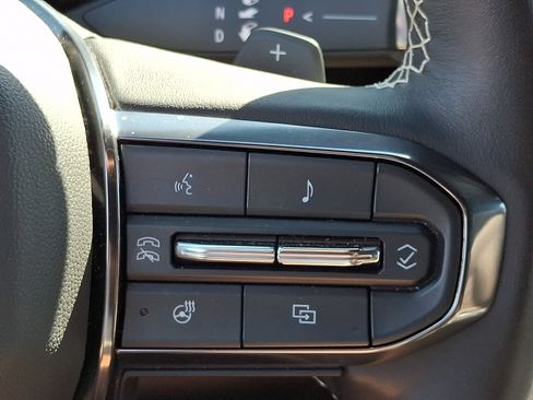 Used 2025 GMC Yukon Denali Ultimate AWD/4WD image 26