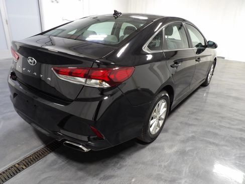 Used 2018 Hyundai Sonata SE w/ Cargo Package FWD image 4