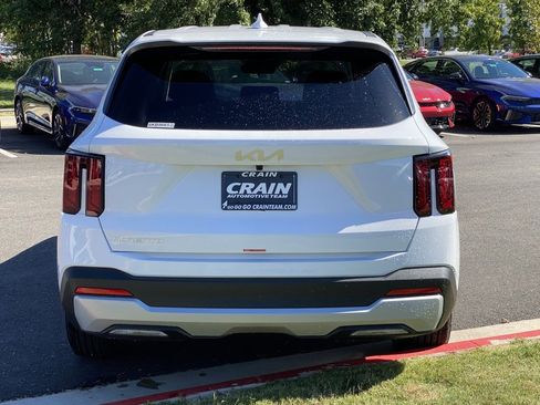 New 2026 Kia Sorento LX image 6