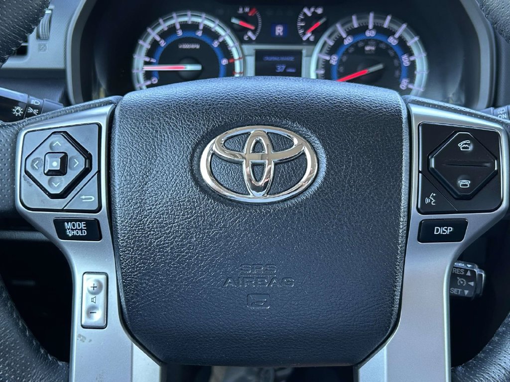 Used 2015 Toyota 4Runner Limited AWD/4WD image 24