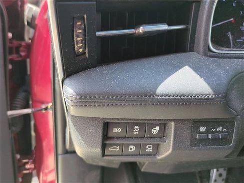 Used 2019 Toyota Avalon Touring w/ Advanced Safety Package FWD image 13
