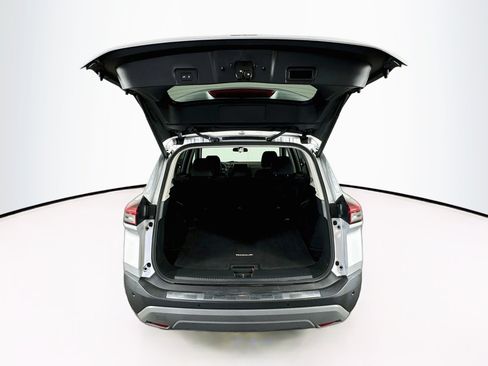 Used 2023 Nissan Rogue SV w/ SV Premium B Package FWD image 28