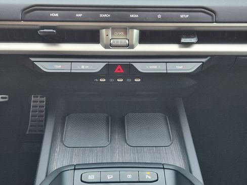 New 2027 Kia Telluride X-Line SX Prestige w/ Towing Package image 13