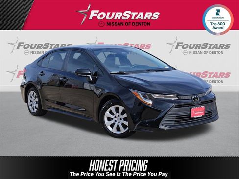 Used 2023 Toyota Corolla LE image 1