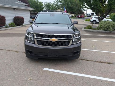 Used 2017 Chevrolet Suburban LT AWD/4WD image 8