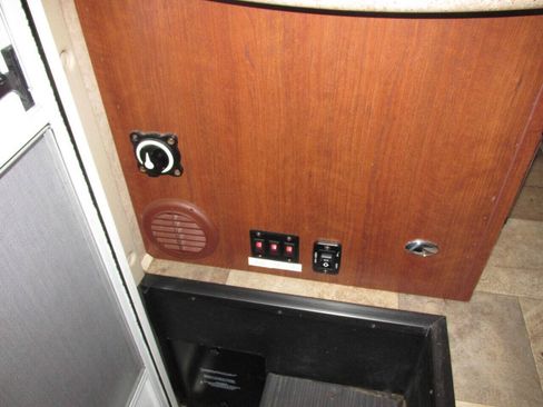 Used 2013 Mercedes-Benz Sprinter 3500 image 52
