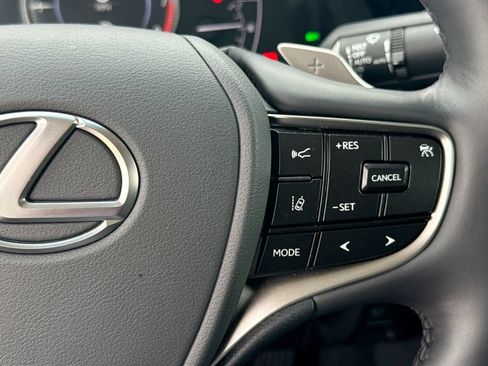 Used 2025 Lexus ES 350 w/ Premium Package FWD image 27