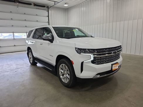 Used 2021 Chevrolet Tahoe Premier AWD/4WD image 2