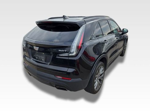 Used 2019 Cadillac XT4 Sport w/ Cold Weather Package AWD/4WD image 4