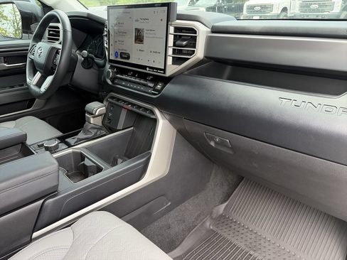 Used 2024 Toyota Tundra SR5 AWD/4WD image 30