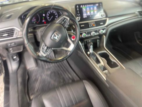 Used 2020 Honda Accord EX-L image 2