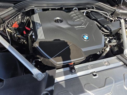 Used 2025 BMW X4 xDrive30i AWD/4WD image 18