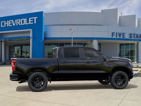 New 2026 Chevrolet Silverado 1500 Custom RWD image 5