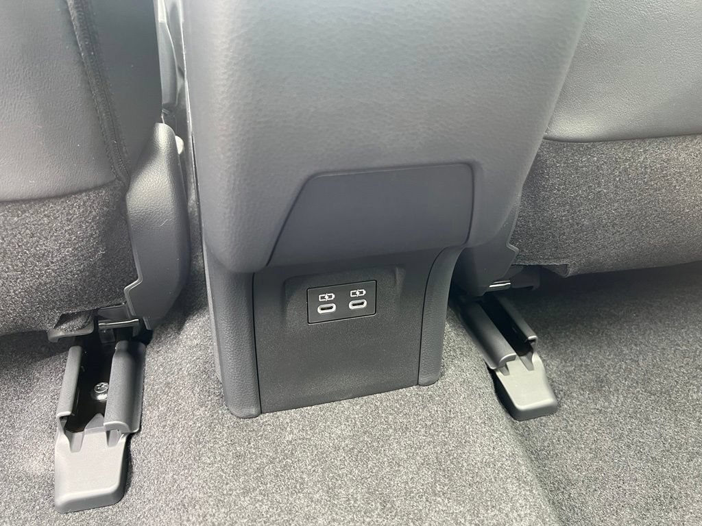 New 2027 Toyota Prius Limited AWD/4WD image 16
