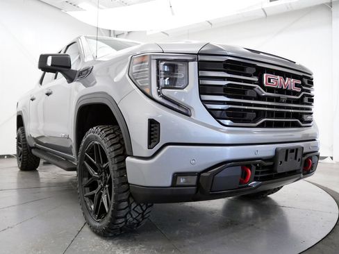 Used 2024 GMC Sierra 1500 AT4 w/ Technology Package AWD/4WD image 39