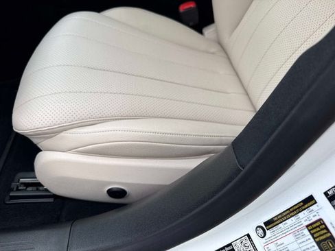 Used 2026 Mercedes-Benz E 350 Sedan image 18