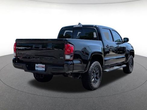 Used 2023 Toyota Tacoma SR5 w/ Technology Package AWD/4WD image 6