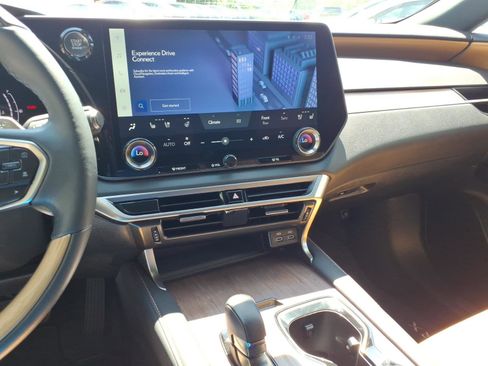 Used 2024 Lexus RX 350 Premium w/ Accessory Package (Z1) AWD/4WD image 20